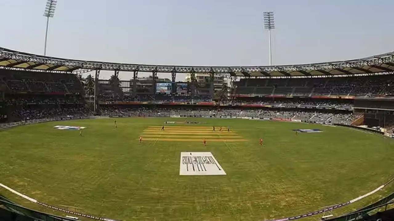 UAE vs UGA